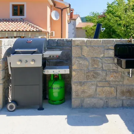 Сasa de vacaciones Pahari By Rent Istria *