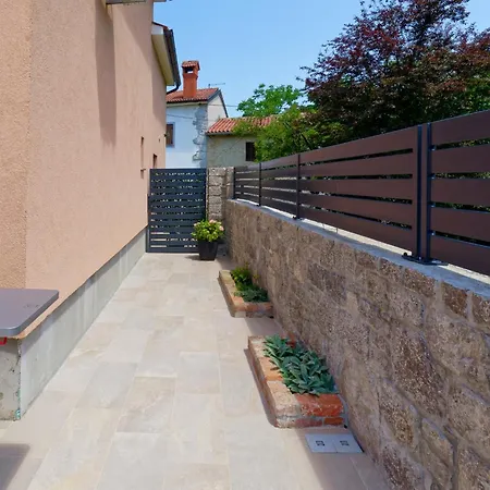 Pahari By Rent Istria Сasa de vacaciones Roč