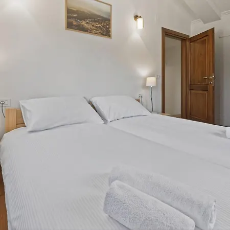 Сasa de vacaciones Pahari By Rent Istria Roč